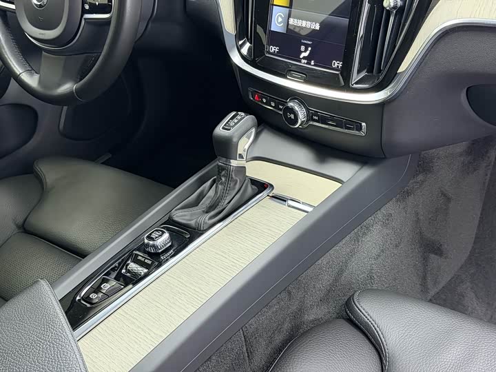 Volvo S60 2021 T 4 — фото 13