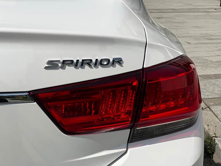 Honda Spirior — фото 19