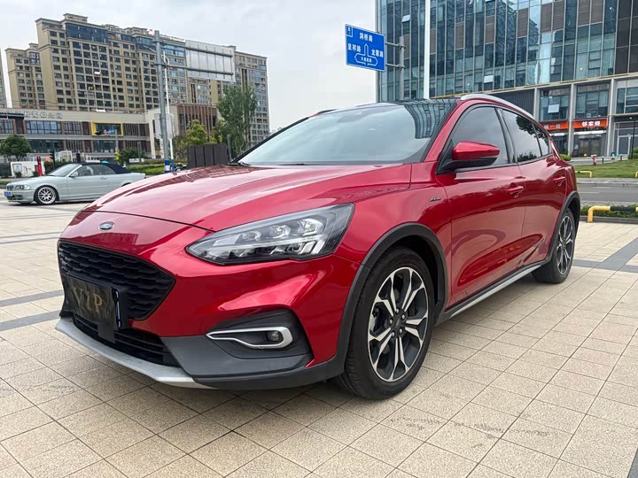 Ford Active 2020 Eco Boost 180 AT — фото 1