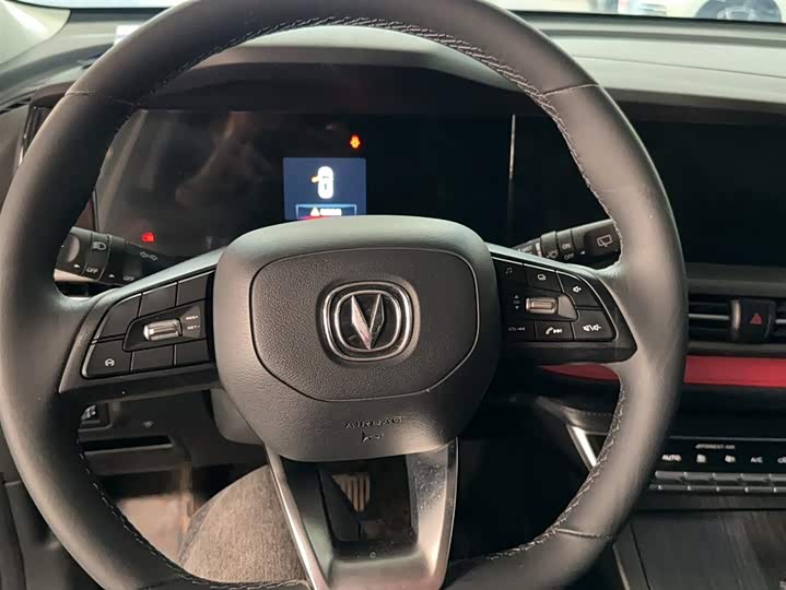 Changan CS55 PLUS 2021 1.5 T DCTLuxury — фото 4