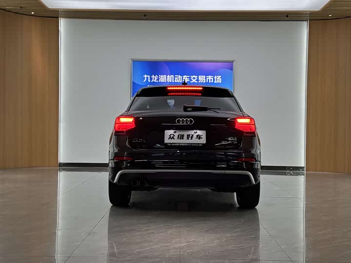 Audi Q2L 2018 35 TFSI VI — фото 6