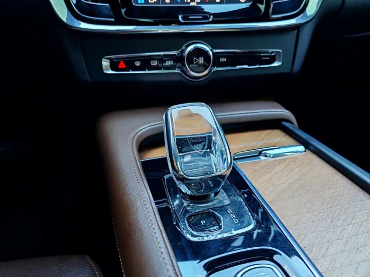 Volvo S90 2023 B 5 — фото 12