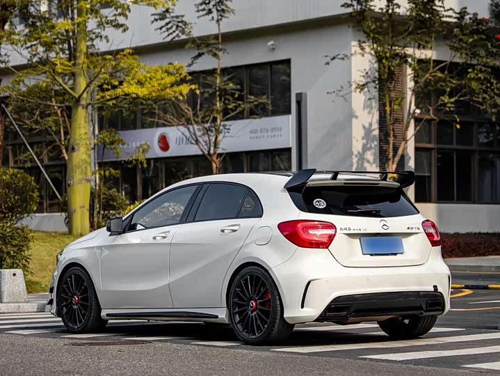 Mercedes-Benz A-Class AMG 2014 AMG A 45 4 MATIC — фото 17