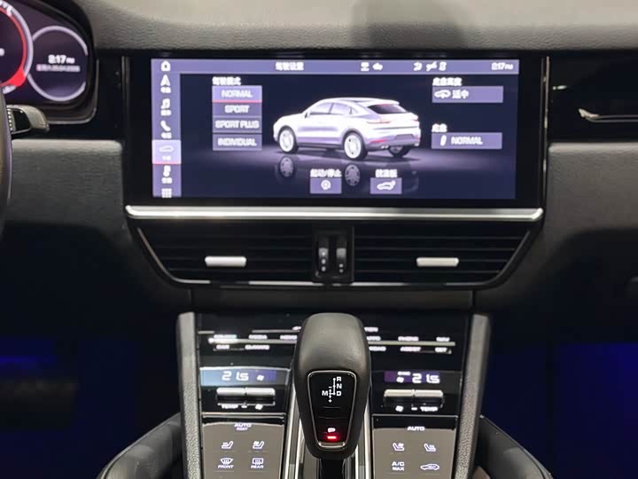 Porsche Cayenne 2019 Cayenne Coupé 3.0 T — фото 13