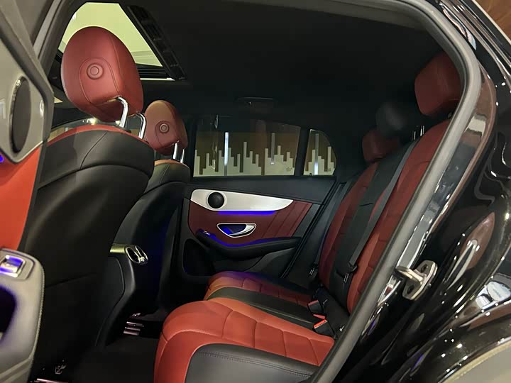 Mercedes-Benz GLC 2023 GLC 260 4 MATIC SUV — фото 18