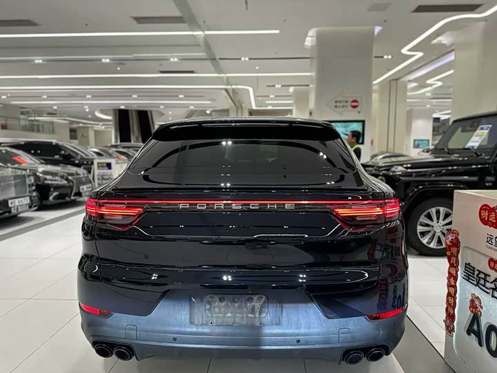 Porsche Cayenne 2019 Cayenne Coupé 3.0 T — фото 18