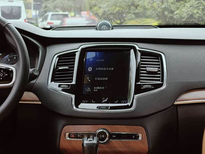Volvo XC90 2018 T 5 — фото 14