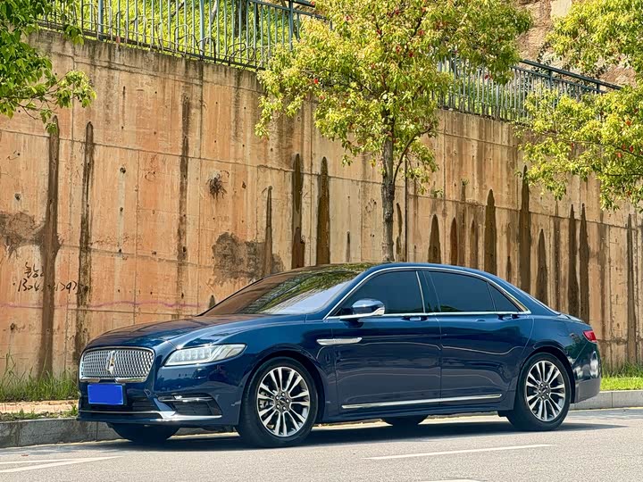 Lincoln Continental — фото 1