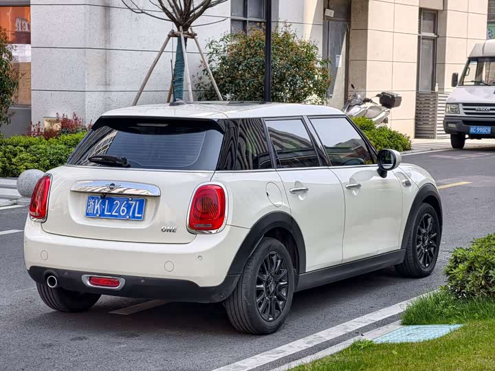 MINI Hatch — фото 12
