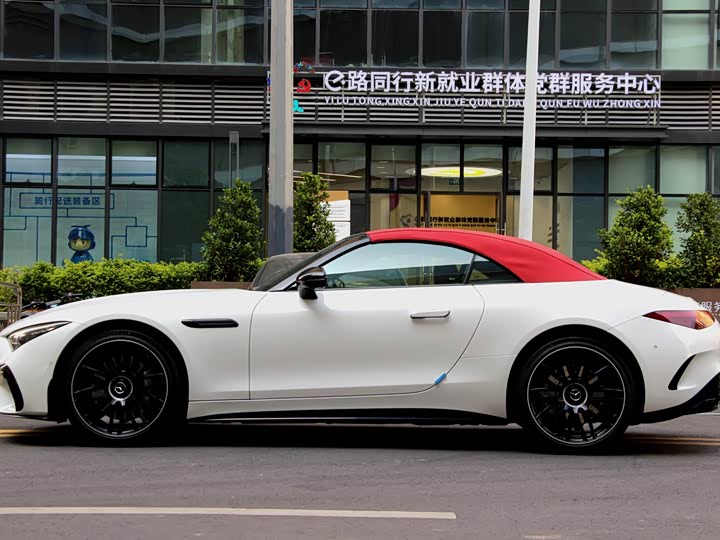 Mercedes-Benz SL-Class 2024 SL 43 — фото 3