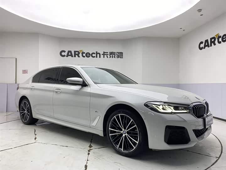 BMW 5-Series 2023 530 Li Leading M — фото 2