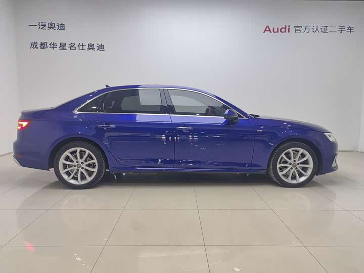 Audi A4L 2019 40 TFSI VI — фото 3