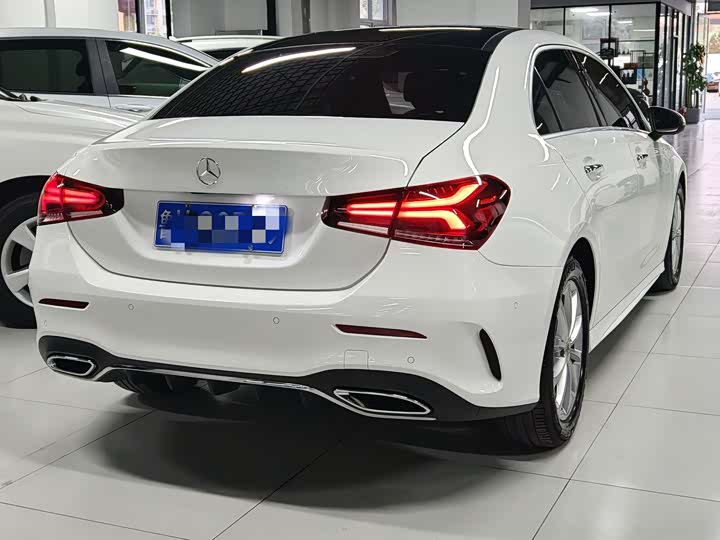 Mercedes-Benz A-Class 2020 A 200 L — фото 3