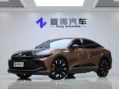 Toyota Sport 2023 2.4 T Sport Cross HEV 4 WD — фото 37