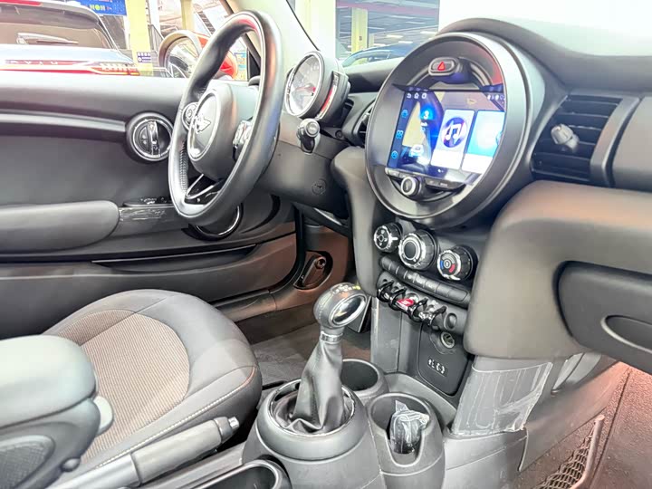 MINI Hatch — фото 14