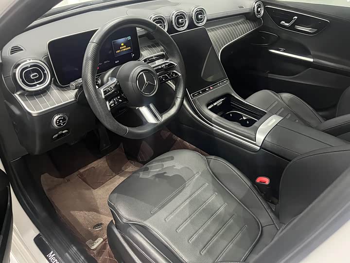 Mercedes-Benz C-Class 2023 C 260 L — фото 4