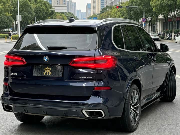 BMW X5 2019 x Drive 40i M — фото 9