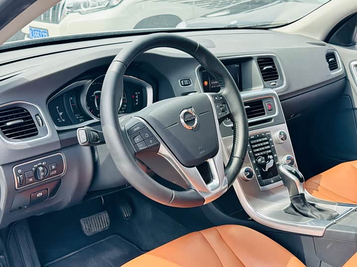 Volvo S60 2018 S 60 L T 5 — фото 8