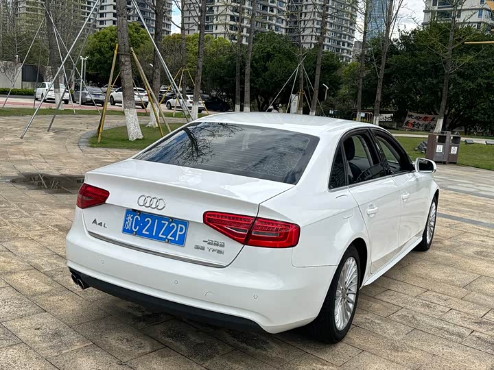 Audi A4L 2015 35 TFSI ATComfort — фото 5