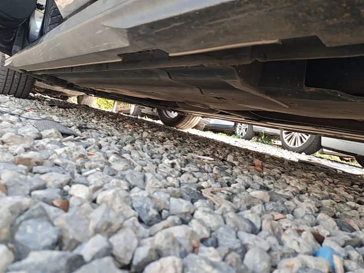 Changan UNI-V 2022 1.5 T Premium — фото 22