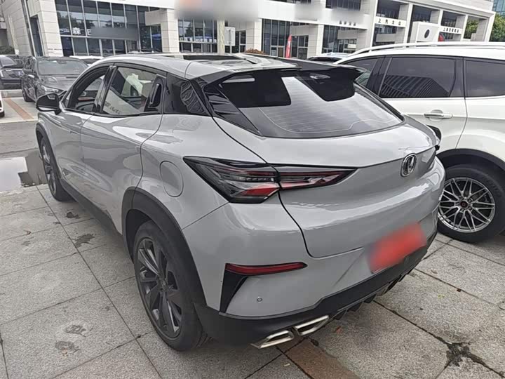 Changan UNI-T 2020 1.5 T Premium — фото 5