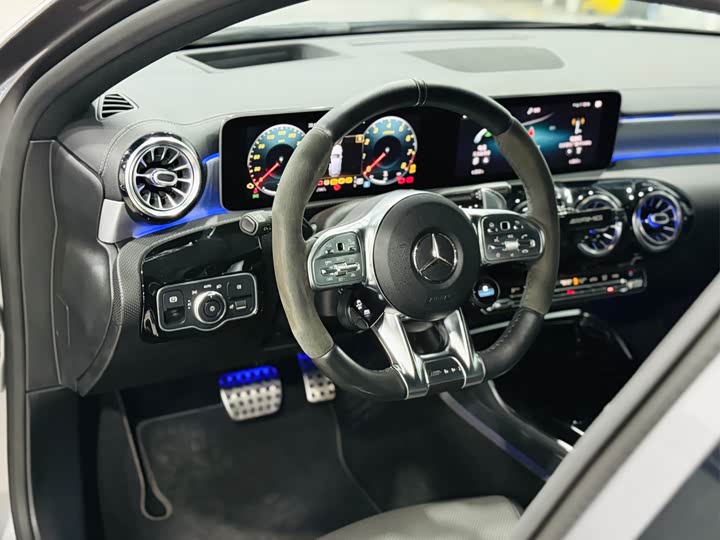 Mercedes-Benz A-Class AMG 2020 AMG A 45 4 MATIC+ — фото 16