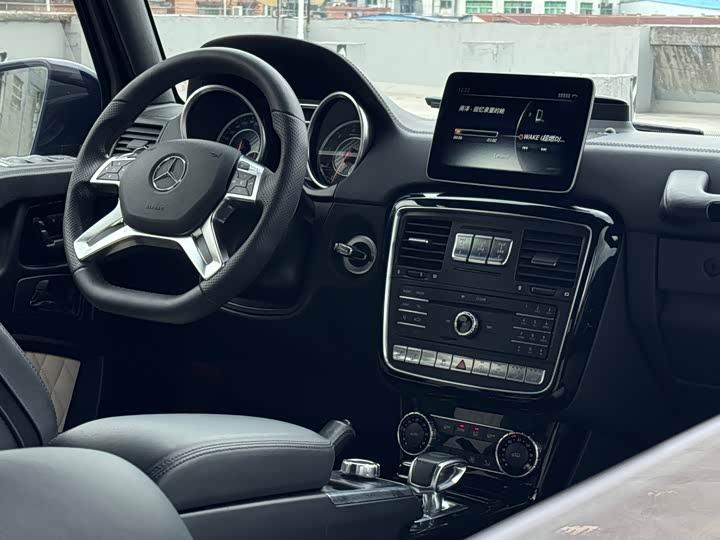 Mercedes-Benz G-Class 2016 AMG G 63 — фото 14