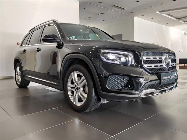Mercedes-Benz GLB 2023 GLB 220 — фото 3