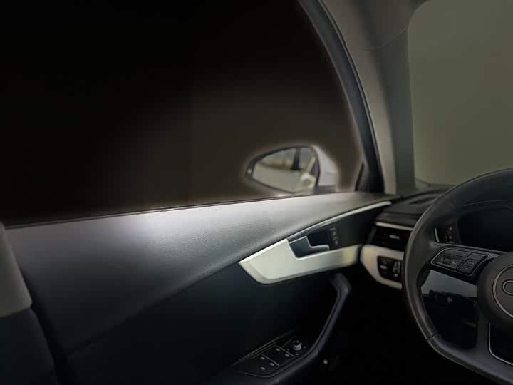 Audi A4L 2018 30 40 TFSI Sport — фото 10