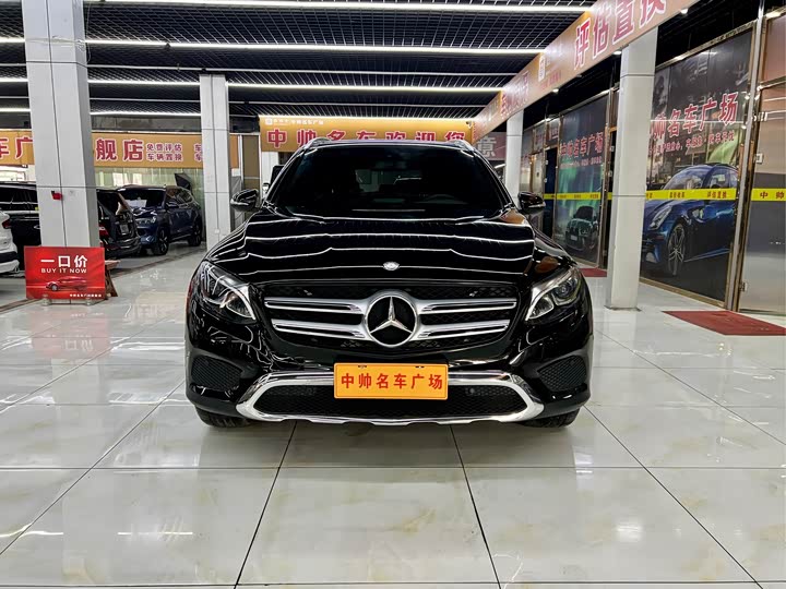 Mercedes-Benz GLC 2017 GLC 200 4 MATIC — фото 2