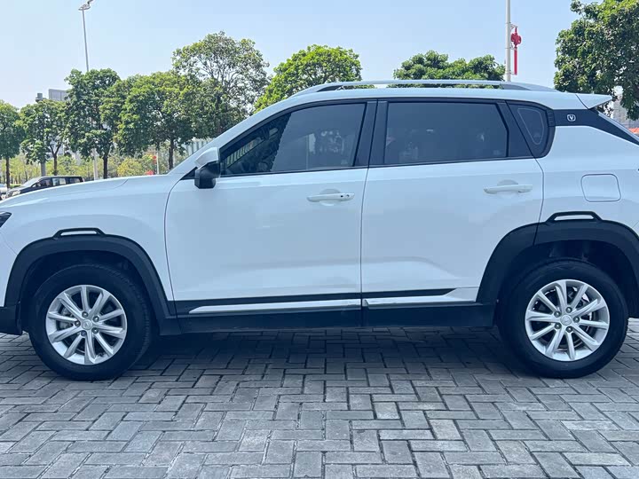 Changan CS35 PLUS 2021 1.6 L CVT — фото 7
