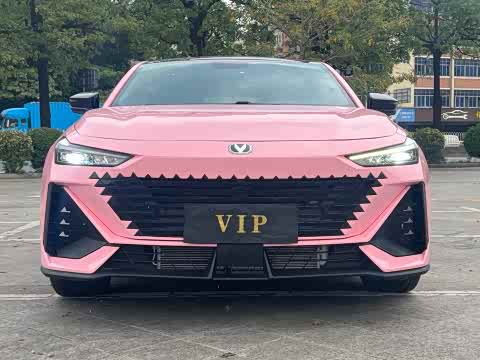 Changan UNI-V 2022 1.5 T Premium — фото 15