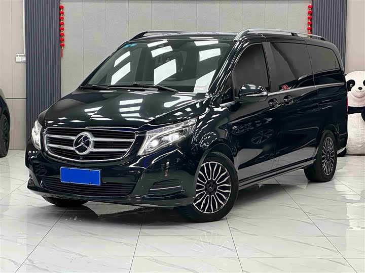 Mercedes-Benz V-Class 2018 V 260 V — фото 1