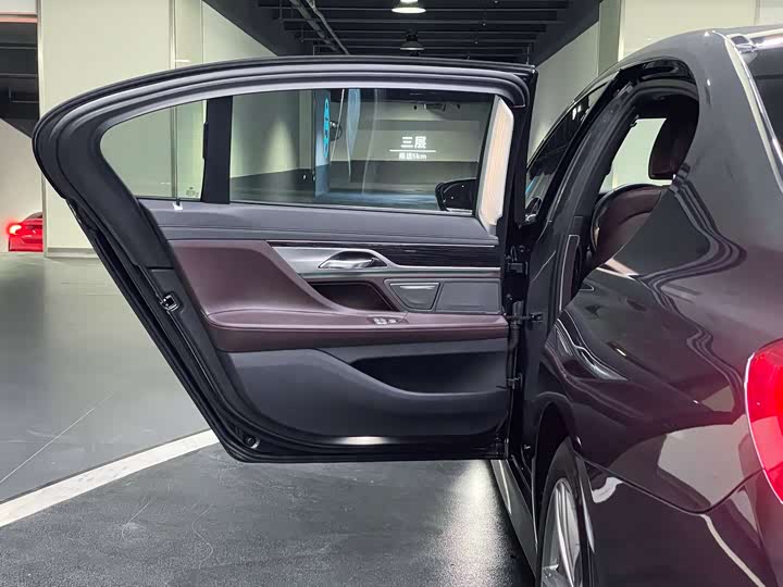 BMW 7-Series 2018 730 Li Leading M — фото 9