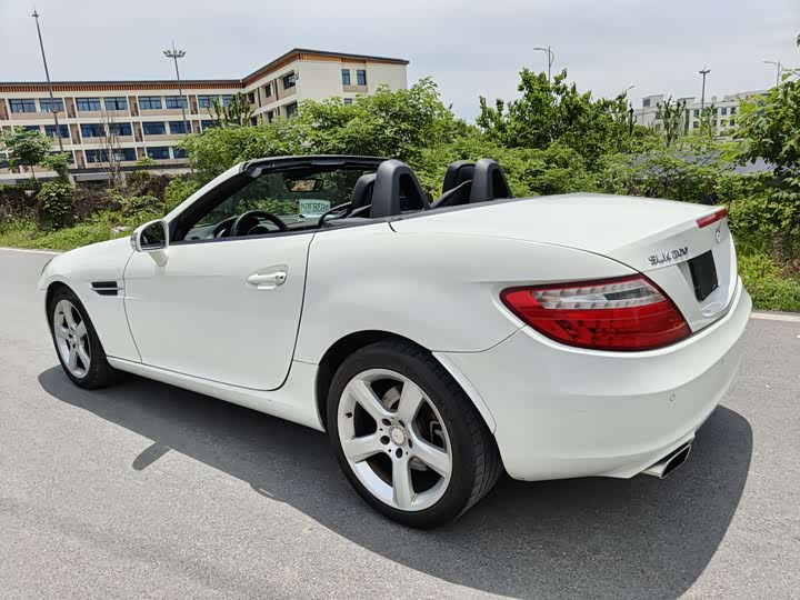 Mercedes-Benz SLK-Class 2011 SLK 200 — фото 3