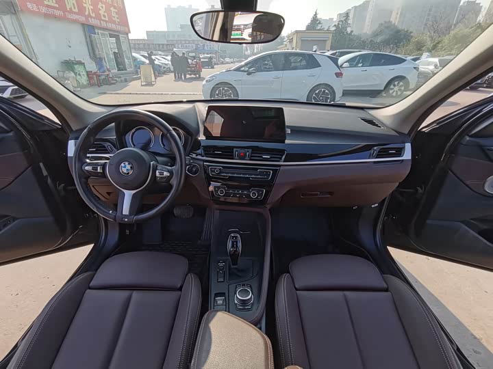 BMW X1 2021 s Drive 25 Li Leading — фото 10