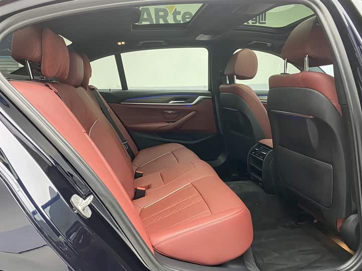 BMW 5-Series 2022 530 Li Leading M — фото 22