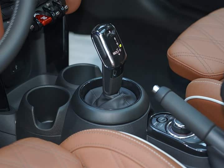 MINI Hatch — фото 16