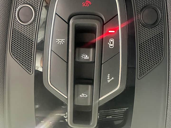 Audi Q5L Sportback 2021 40 TFSI Luxury — фото 16