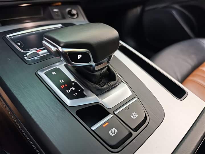 Audi Q5L 2020 40 TFSI — фото 14