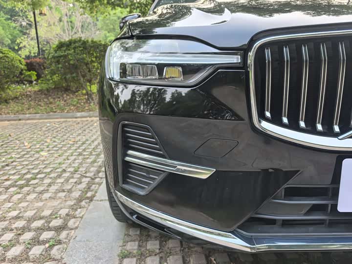 Volvo XC60 2022 B 5 4 WD — фото 15