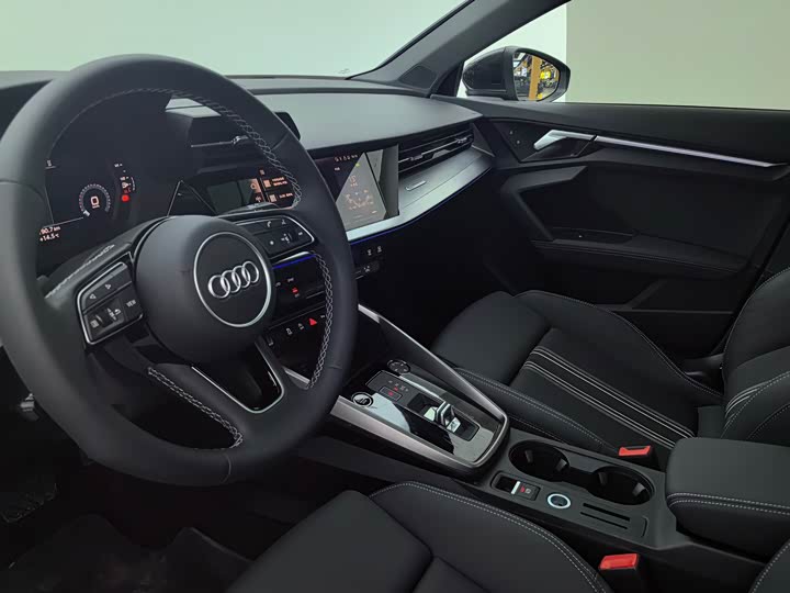 Audi A3 2024 A 3 L Limousine 35 TFSI Sport — фото 26