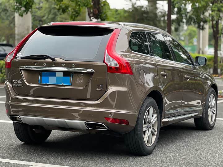 Volvo XC60 2016 T 5 AWD — фото 10