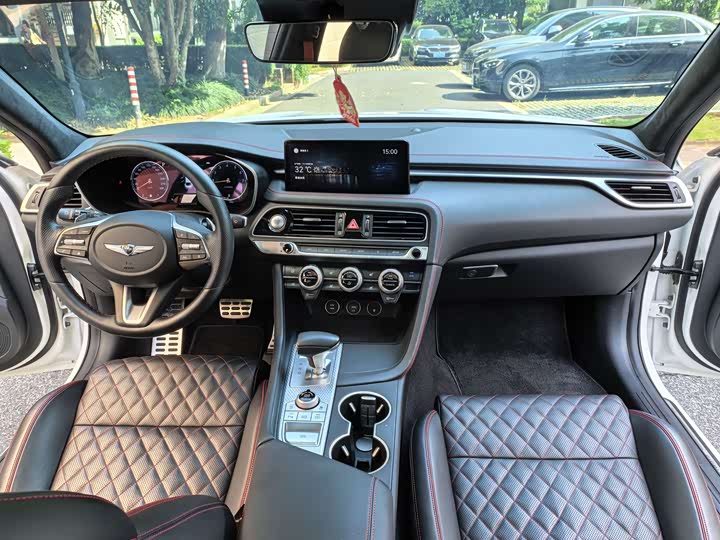 Genesis G 70 2021 2.0 T 4 WDFlagship — фото 10