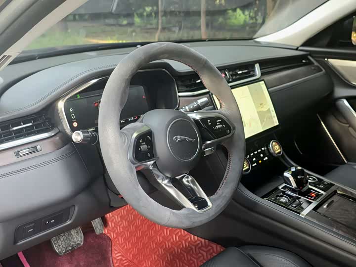 Jaguar XFL 2021 XFL 2.0 T P 250 2 WD — фото 9