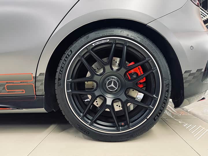 Mercedes-Benz A-Class 2024 AMG A 45 S 4 MATIC+ — фото 27