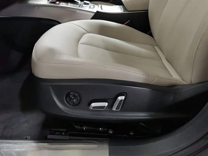 Audi A6L 2016 TFSI — фото 20