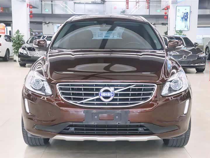 Volvo XC60 2016 T 5 — фото 2