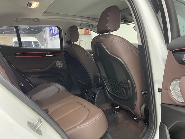 BMW X2 2022 s Drive 25i M — фото 11