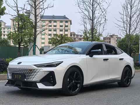 Changan UNI-V 2023 1.5 T — фото 10